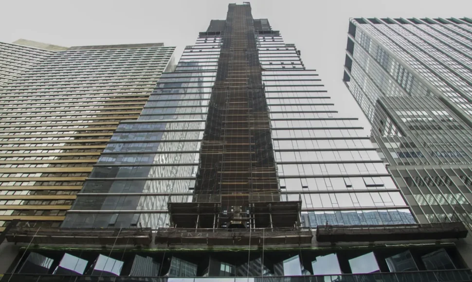 Horizontal - 135 West 52nd Street, NYC Horizontal - 135 West 52nd Street, NYC