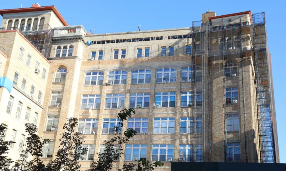 Horizontal - 50 E 168 th Street Horizontal - 50 E 168 th Street